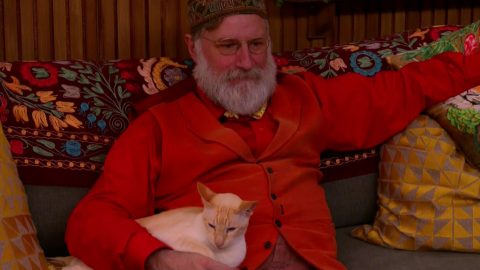 The Circle 2019: Tim Wilson with his cat Bey